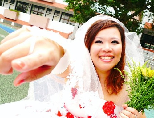 happy-asian-bride.jpg